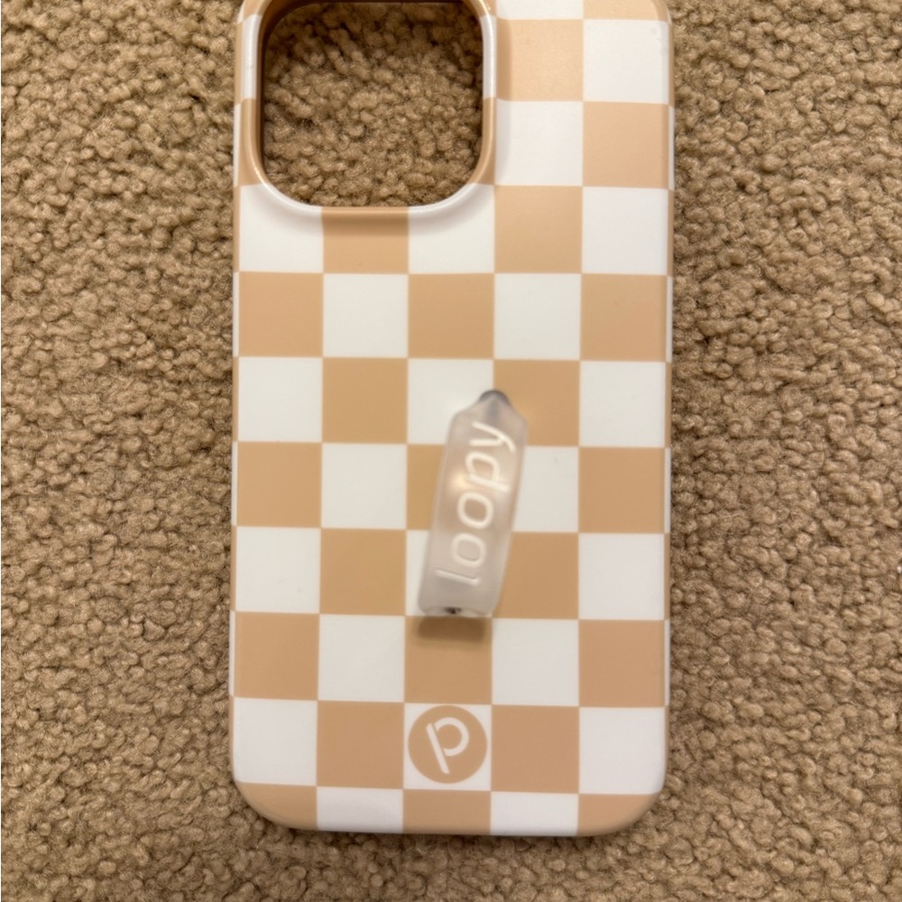 Loopy Case Beige and White Checkered Phone Case iPhone 13 pro